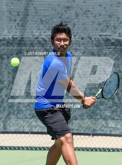 Thumbnail 1 in Davis vs. Dougherty Valley (CIF NorCal Regional Tennis Championships) photogallery.