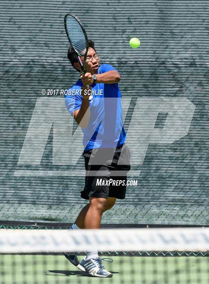 Thumbnail 1 in Davis vs. Dougherty Valley (CIF NorCal Regional Tennis Championships) photogallery.