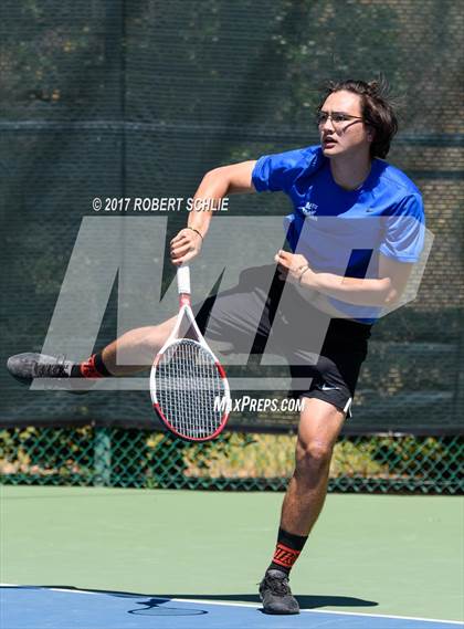 Thumbnail 3 in Davis vs. Dougherty Valley (CIF NorCal Regional Tennis Championships) photogallery.