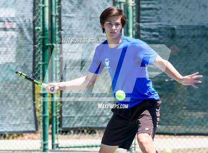 Thumbnail 3 in Davis vs. Dougherty Valley (CIF NorCal Regional Tennis Championships) photogallery.