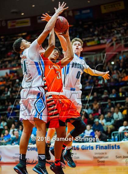 Thumbnail 1 in Central vs. Clovis North (CIF CS D1 Final) photogallery.
