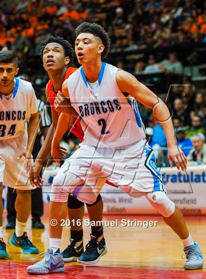 Thumbnail 2 in Central vs. Clovis North (CIF CS D1 Final) photogallery.