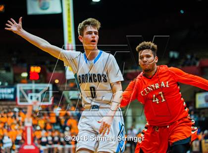 Thumbnail 1 in Central vs. Clovis North (CIF CS D1 Final) photogallery.