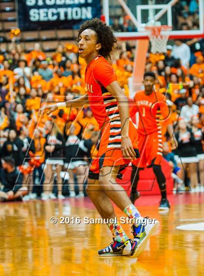 Thumbnail 1 in Central vs. Clovis North (CIF CS D1 Final) photogallery.