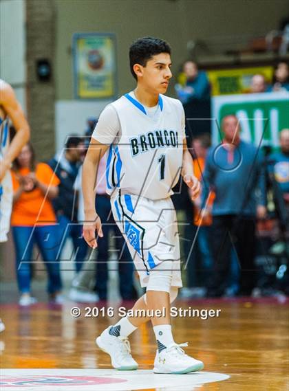 Thumbnail 1 in Central vs. Clovis North (CIF CS D1 Final) photogallery.