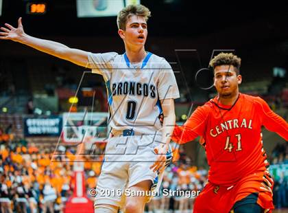 Thumbnail 2 in Central vs. Clovis North (CIF CS D1 Final) photogallery.