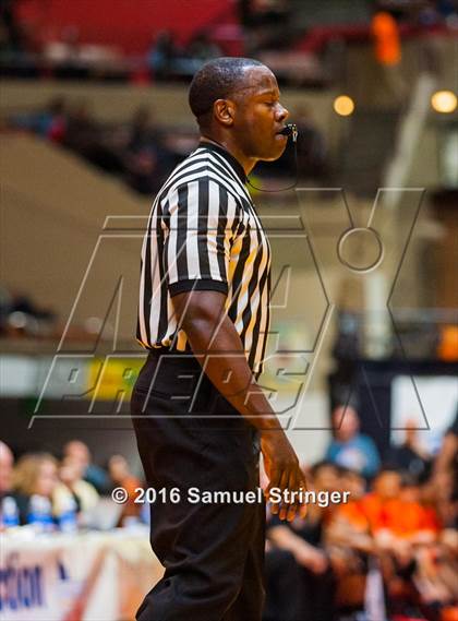 Thumbnail 2 in Central vs. Clovis North (CIF CS D1 Final) photogallery.