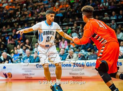 Thumbnail 3 in Central vs. Clovis North (CIF CS D1 Final) photogallery.