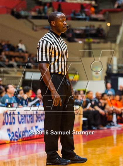 Thumbnail 3 in Central vs. Clovis North (CIF CS D1 Final) photogallery.