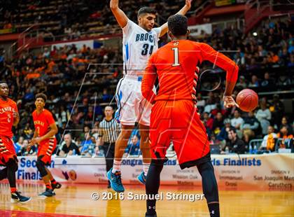 Thumbnail 2 in Central vs. Clovis North (CIF CS D1 Final) photogallery.