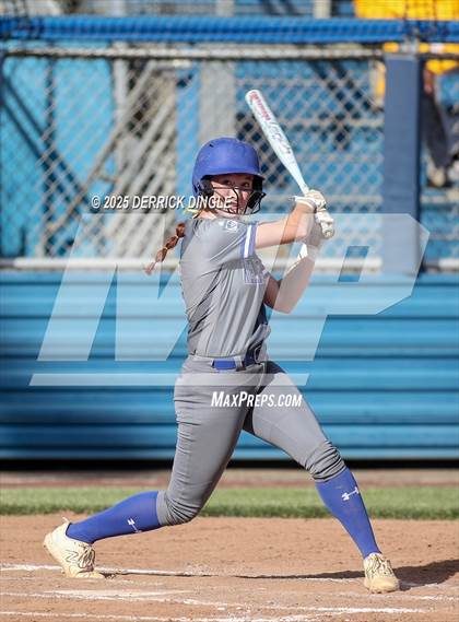 Thumbnail 3 in St. Anthony's vs Kellenberg Memorial (NSCHSAA Final) photogallery.