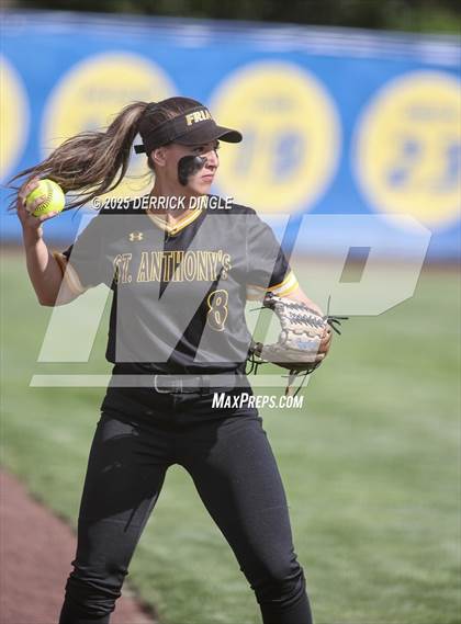 Thumbnail 2 in St. Anthony's vs Kellenberg Memorial (NSCHSAA Final) photogallery.