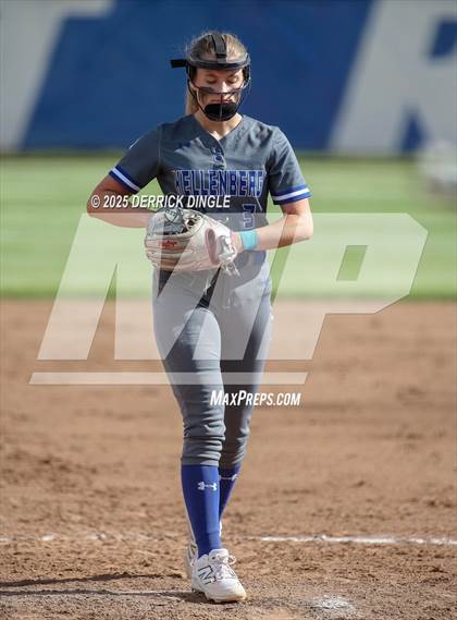 Thumbnail 1 in St. Anthony's vs Kellenberg Memorial (NSCHSAA Final) photogallery.