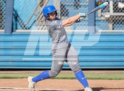 Thumbnail 2 in St. Anthony's vs Kellenberg Memorial (NSCHSAA Final) photogallery.