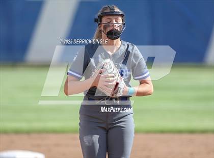 Thumbnail 2 in St. Anthony's vs Kellenberg Memorial (NSCHSAA Final) photogallery.