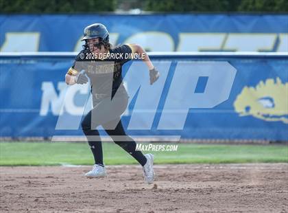Thumbnail 2 in St. Anthony's vs Kellenberg Memorial (NSCHSAA Final) photogallery.