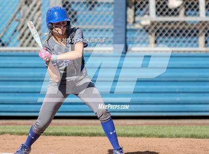 Thumbnail 3 in St. Anthony's vs Kellenberg Memorial (NSCHSAA Final) photogallery.