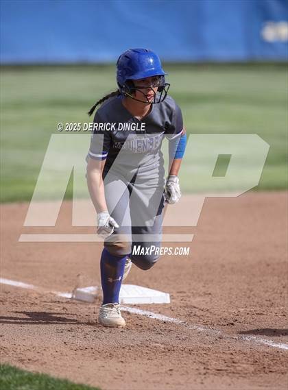 Thumbnail 2 in St. Anthony's vs Kellenberg Memorial (NSCHSAA Final) photogallery.