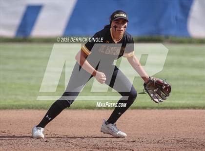 Thumbnail 3 in St. Anthony's vs Kellenberg Memorial (NSCHSAA Final) photogallery.