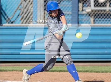 Thumbnail 2 in St. Anthony's vs Kellenberg Memorial (NSCHSAA Final) photogallery.