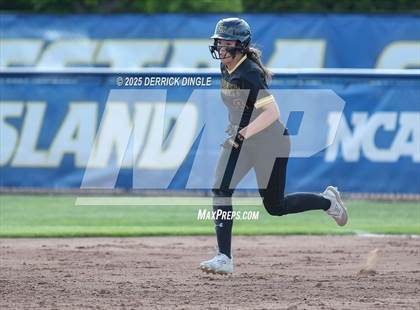 Thumbnail 1 in St. Anthony's vs Kellenberg Memorial (NSCHSAA Final) photogallery.