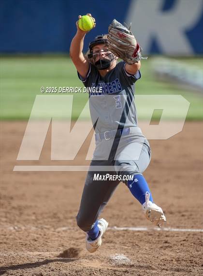 Thumbnail 3 in St. Anthony's vs Kellenberg Memorial (NSCHSAA Final) photogallery.