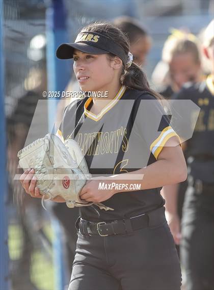 Thumbnail 3 in St. Anthony's vs Kellenberg Memorial (NSCHSAA Final) photogallery.