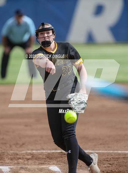 Thumbnail 3 in St. Anthony's vs Kellenberg Memorial (NSCHSAA Final) photogallery.