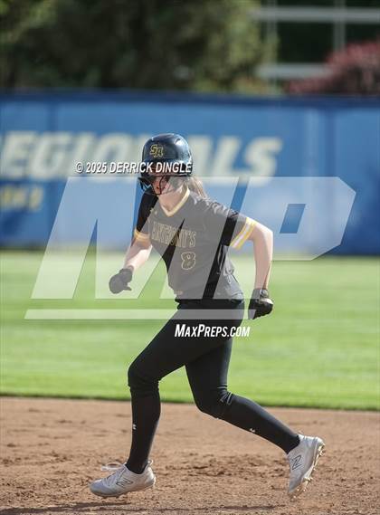 Thumbnail 2 in St. Anthony's vs Kellenberg Memorial (NSCHSAA Final) photogallery.