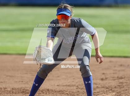 Thumbnail 3 in St. Anthony's vs Kellenberg Memorial (NSCHSAA Final) photogallery.
