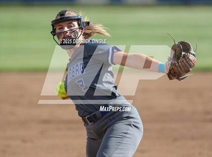 Thumbnail 3 in St. Anthony's vs Kellenberg Memorial (NSCHSAA Final) photogallery.