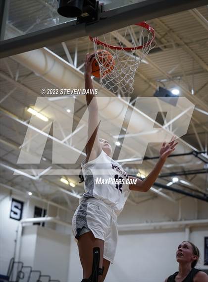 Thumbnail 1 in Corona del Sol @ Perry photogallery.
