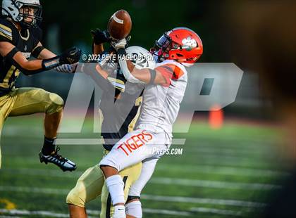 Thumbnail 3 in Dover @ Bergen Tech photogallery.