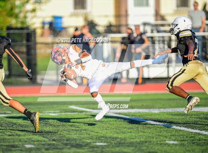 Thumbnail 1 in Dover @ Bergen Tech photogallery.