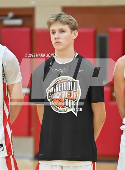 Thumbnail 2 in Santa Barbara vs. Chaparral (Hoophall West Invitational) photogallery.
