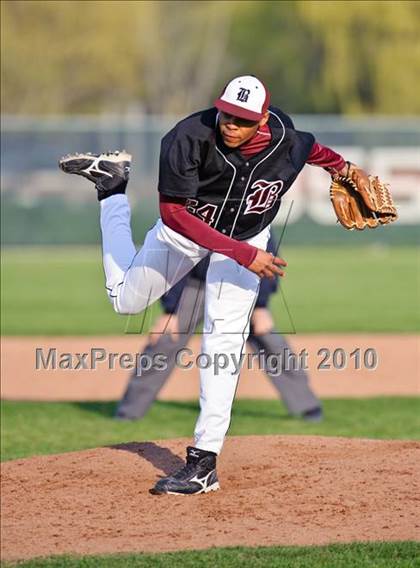 Thumbnail 1 in Zion-Benton @ Stevenson photogallery.