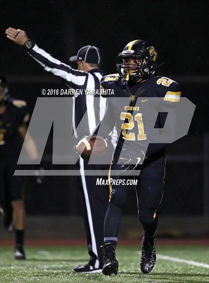Thumbnail 2 in Capital Christian @ Bishop O'Dowd (CIF NorCal Regional Division 5-AA Final) photogallery.