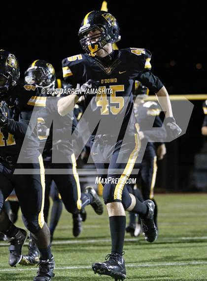 Thumbnail 3 in Capital Christian @ Bishop O'Dowd (CIF NorCal Regional Division 5-AA Final) photogallery.