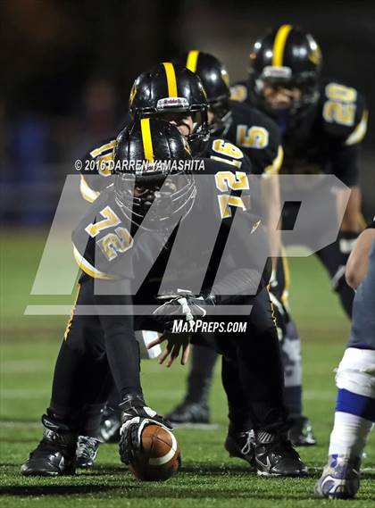 Thumbnail 2 in Capital Christian @ Bishop O'Dowd (CIF NorCal Regional Division 5-AA Final) photogallery.