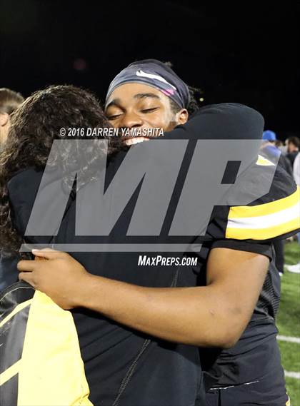 Thumbnail 3 in Capital Christian @ Bishop O'Dowd (CIF NorCal Regional Division 5-AA Final) photogallery.