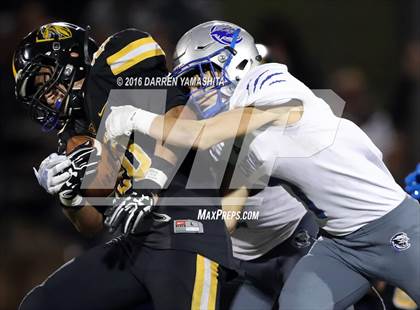 Thumbnail 2 in Capital Christian @ Bishop O'Dowd (CIF NorCal Regional Division 5-AA Final) photogallery.