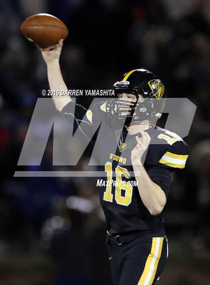 Thumbnail 3 in Capital Christian @ Bishop O'Dowd (CIF NorCal Regional Division 5-AA Final) photogallery.