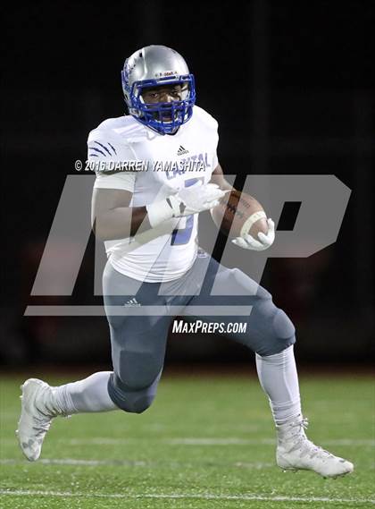 Thumbnail 2 in Capital Christian @ Bishop O'Dowd (CIF NorCal Regional Division 5-AA Final) photogallery.