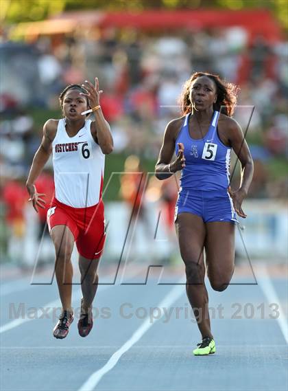 Thumbnail 2 in CIF State Track and Field (Girls 100m Dash) photogallery.