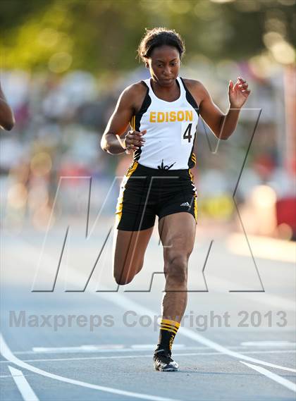Thumbnail 1 in CIF State Track and Field (Girls 100m Dash) photogallery.