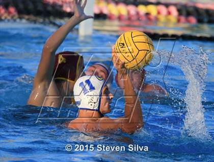 Thumbnail 1 in Grossmont vs. Torrey Pines (CIF SDS Open Division Quarterfinal) photogallery.