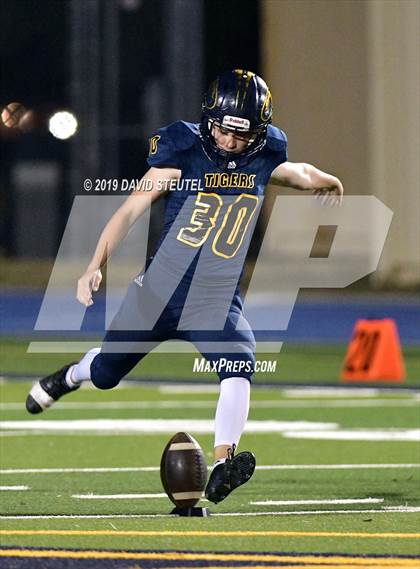 Thumbnail 1 in Burbank @ Inderkum photogallery.