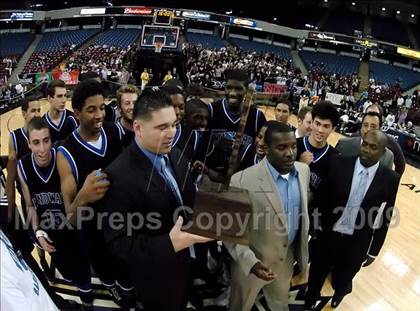 Thumbnail 1 in Windward vs. St. Joseph Notre Dame (CIF State D5 Final) photogallery.