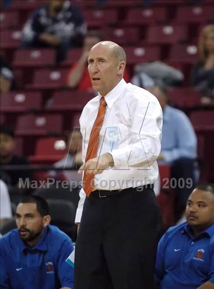 Thumbnail 1 in Windward vs. St. Joseph Notre Dame (CIF State D5 Final) photogallery.