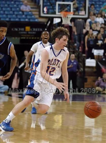 Thumbnail 1 in Windward vs. St. Joseph Notre Dame (CIF State D5 Final) photogallery.